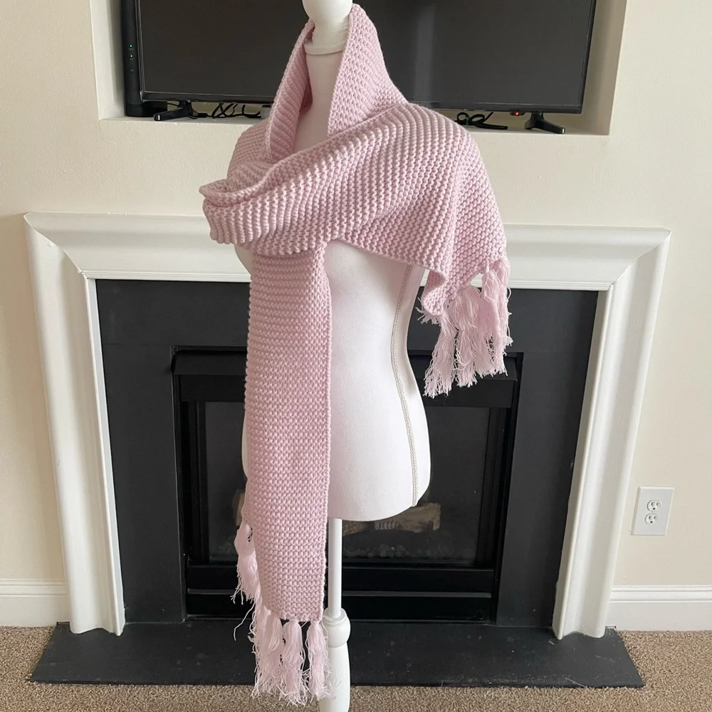 NEW UGG Women's Chunky Knit Scarf with Fringe